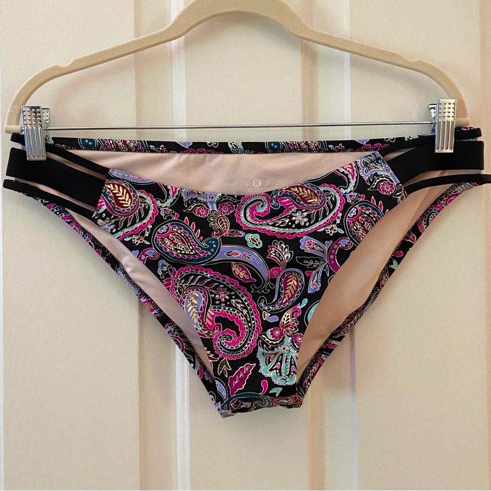 NWOT Women’s Paisley Print Bikini Bottom in Black Multi size XL